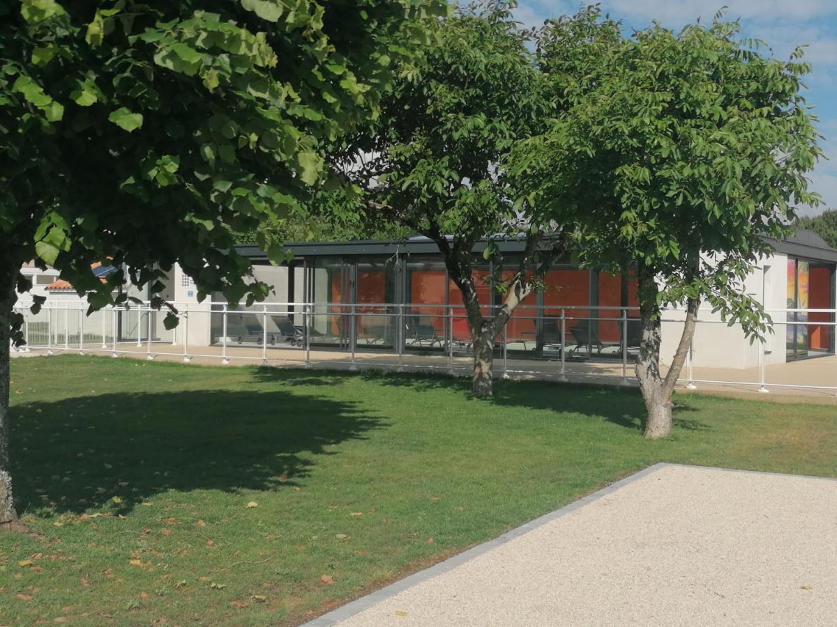 LE PACHA Maison avec piscine/parking/wifi/plages 5kms Les Mathes Extérieur photo